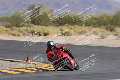 media/Oct-08-2022-SoCal Trackdays (Sat) [[1fc3beec89]]/Turn 10 (945am)/